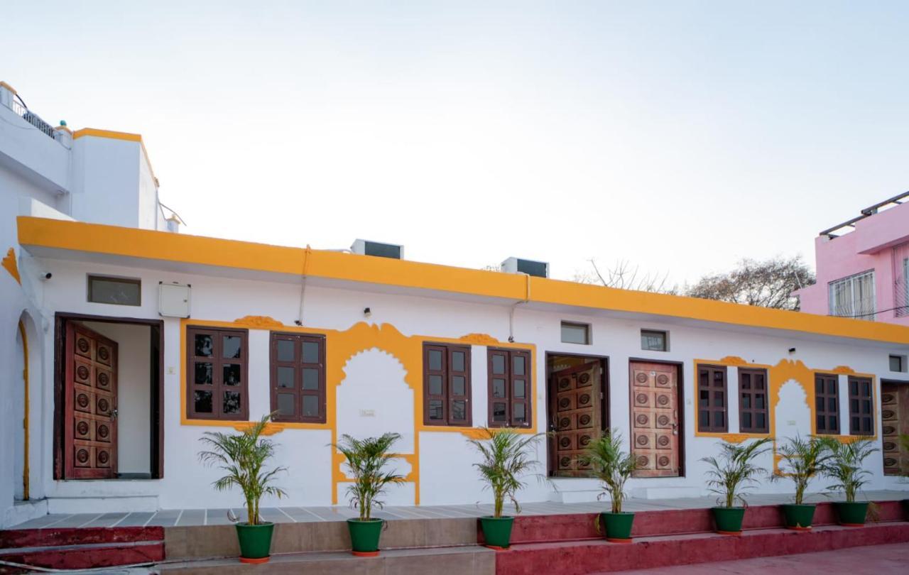 Hotel Ambavgarh Palace Udaipur Exterior photo