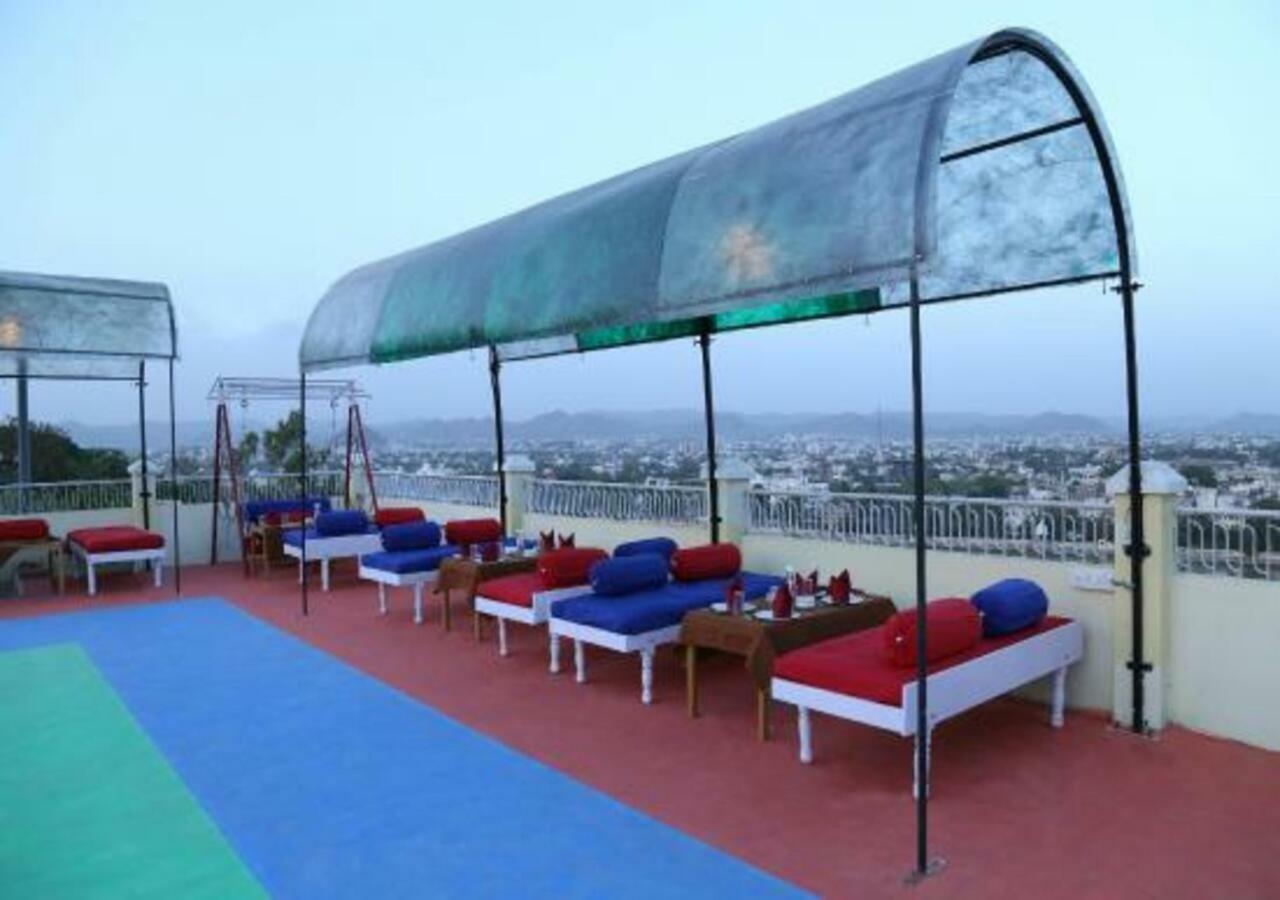 Hotel Ambavgarh Palace Udaipur Exterior photo